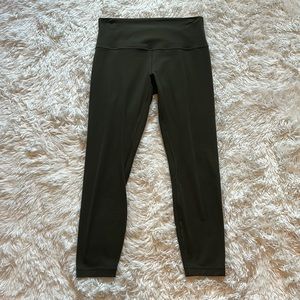 Athleta leggings Dash size large – army print